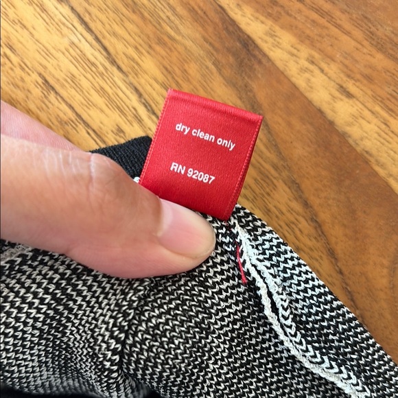 Red by Saks Fifth Avenue Elegant Black and White Patterned Drop Waist Dress - Picture 11 of 11